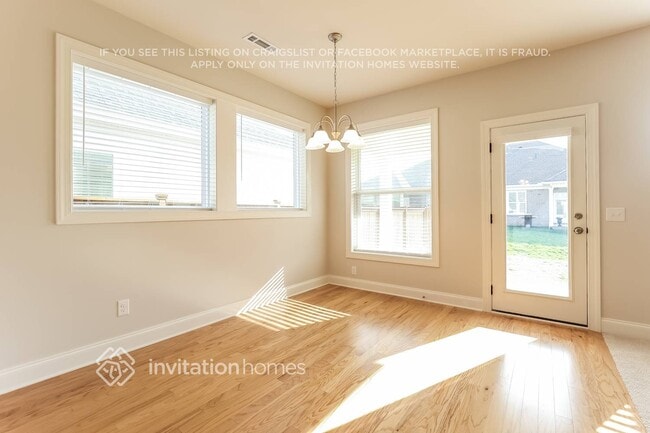 Foto del edificio - 116 Saddle Wood Ln