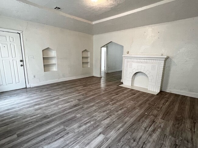 Photo - Huge 2 bed 1 bath House