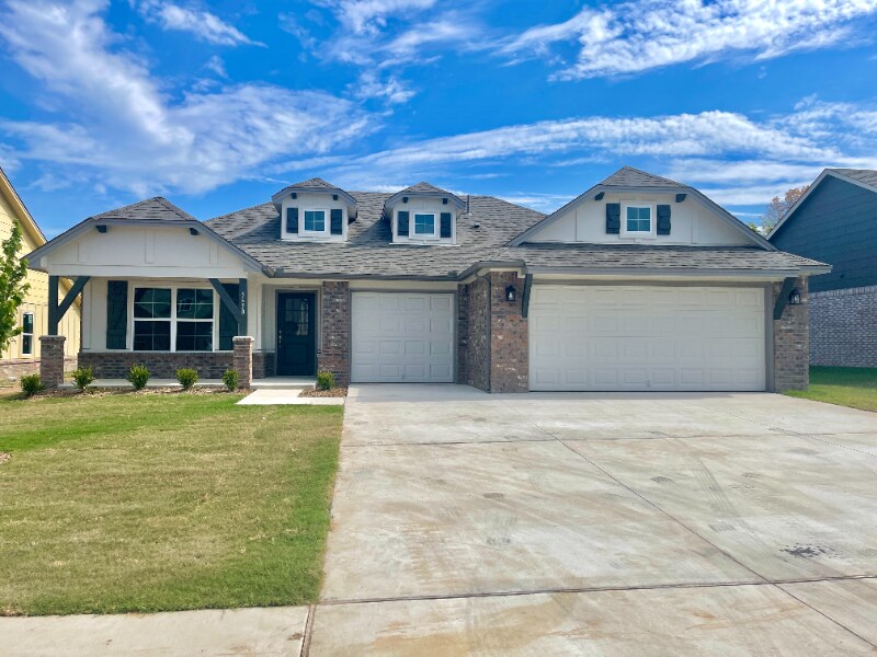 Foto principal - 3630 East 144th Pl S