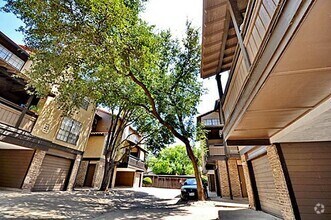 Building Photo - 5630 Spring Valley Rd