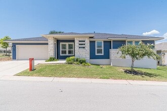 Building Photo - 205 Eagle Dr