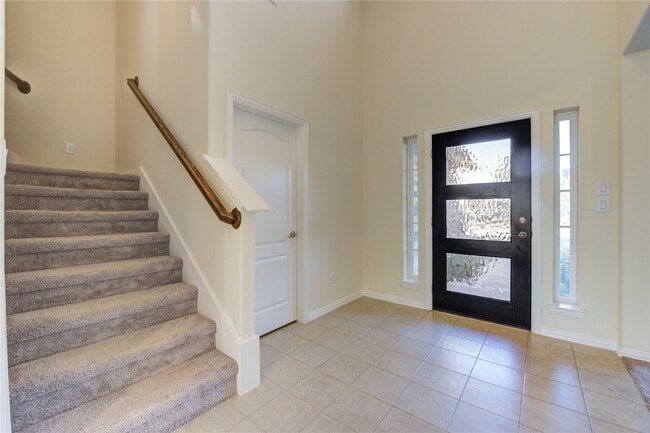 Building Photo - 30243 Twisting Springs Dr