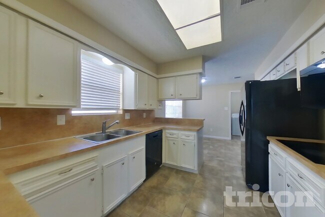 Foto del edificio - 1838 Turtle Creek Dr