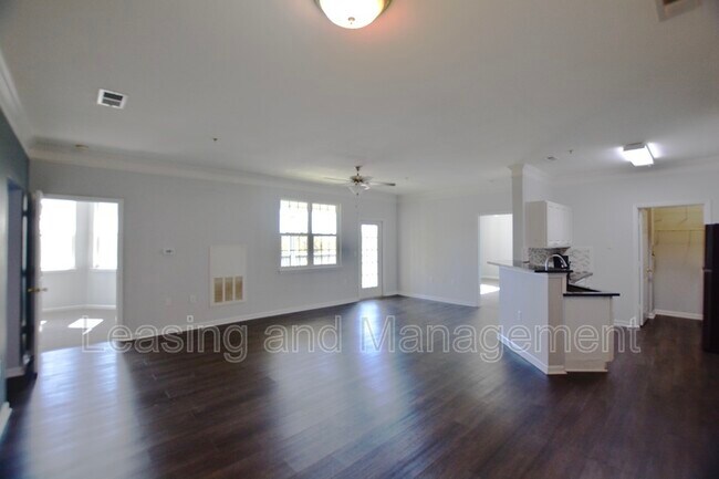 Foto del edificio - 1505 Cambridge Lakes Dr