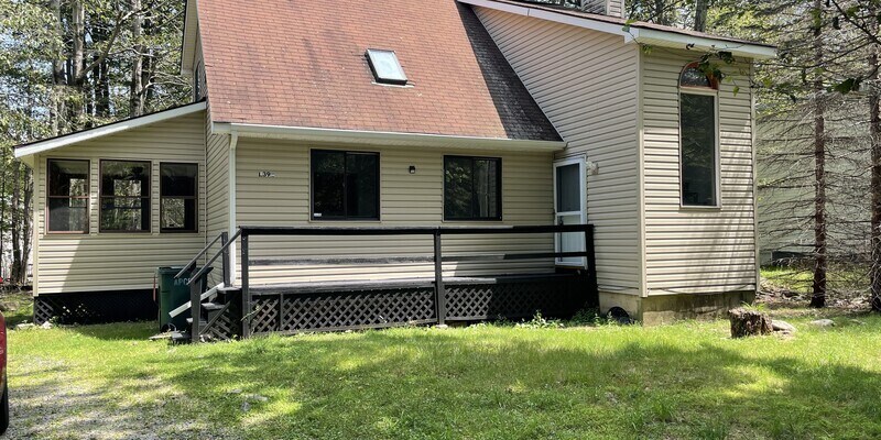 Primary Photo - 2141 Rosemont Dr