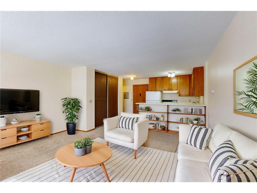 Foto principal - 2216 Pleasant Ave