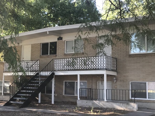 Clearfield 4-plex - 165 W 250 N