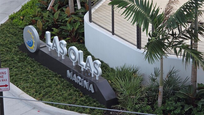 Foto del edificio - 200 S Birch Rd