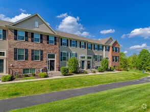 Building Photo - 1609 Deer Pointe Dr