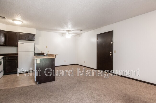 Foto del edificio - 900 N Waco Ave