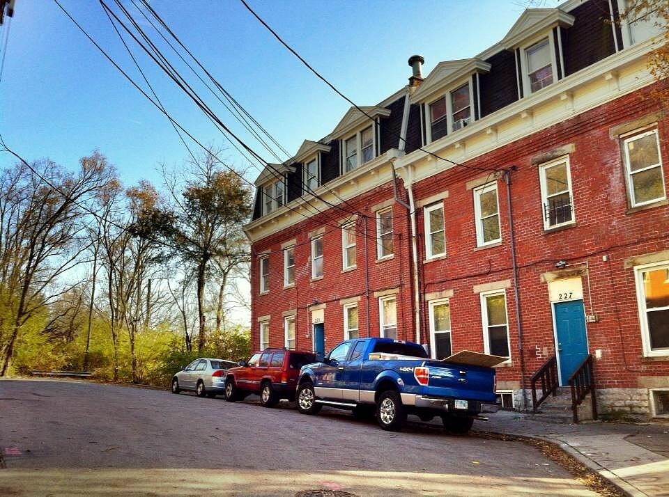 Foto principal - 221 Renner St