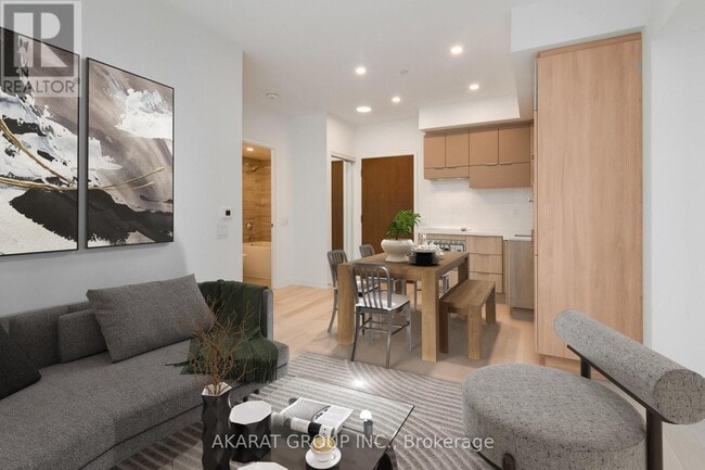 Building Photo - 39 Roehampton Ave