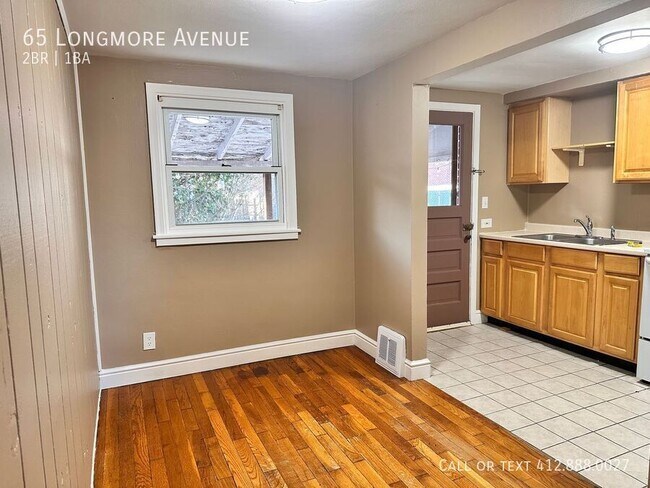 Foto del edificio - 65 Longmore Ave