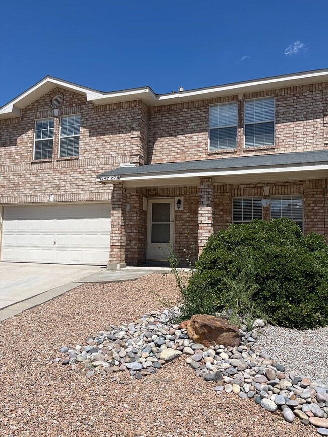 Building Photo - 4727 Sandpoint Rd NW