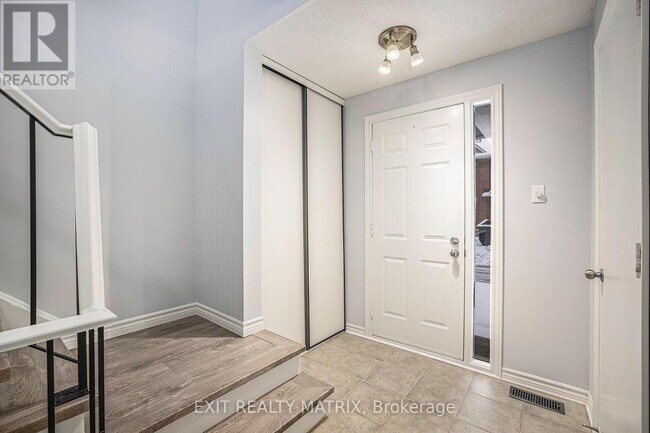 Photo du bâtiment - 24 Oakhaven Private