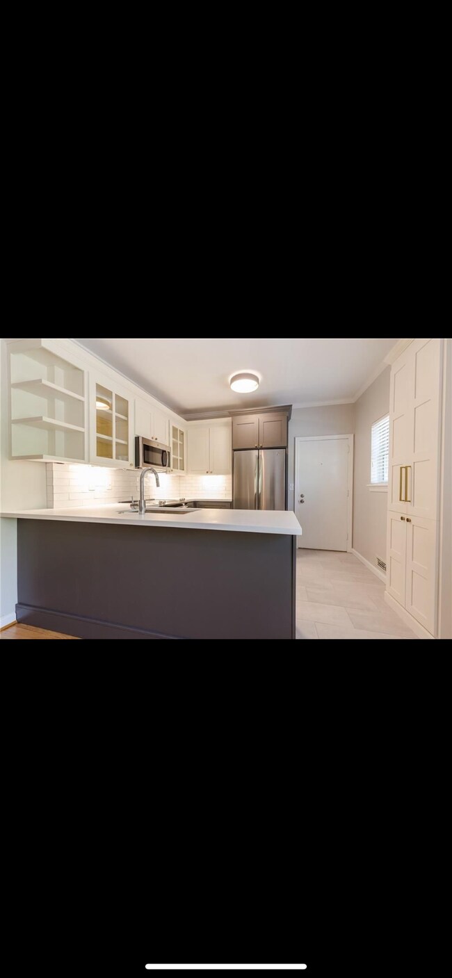 Foto del edificio - 430 Lindbergh Drive NE