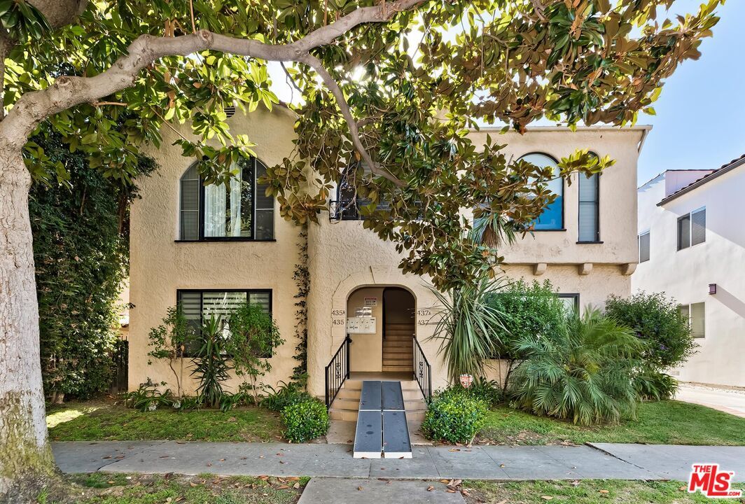 Foto principal - 435 N Ogden Dr