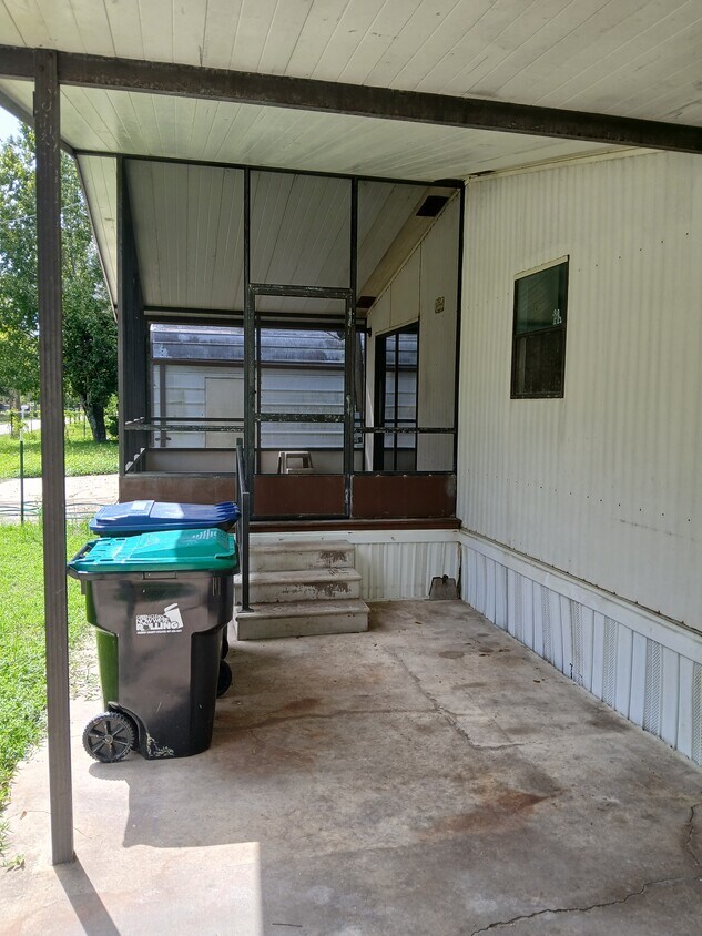 Foto principal - 18709 16th Ave