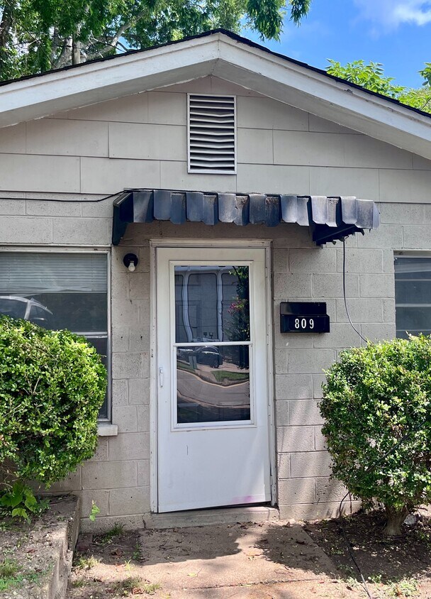 Foto principal - 809 2nd Ave N