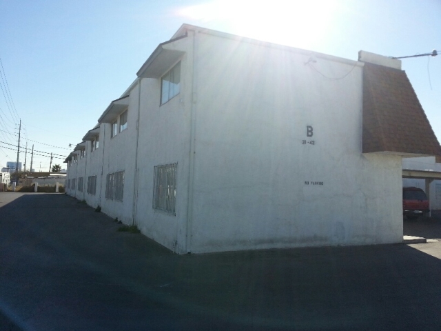 Primary Photo - Rosewood