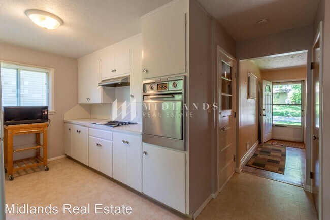 Building Photo - 2 br, 1 bath House - 101 Valley Rd
