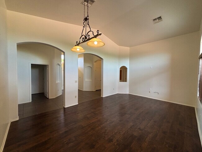 Foto del edificio - 5305 W Olivine Dr