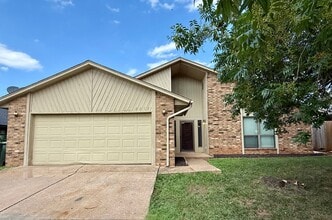 Building Photo - 2212 Sandy Creek Trail