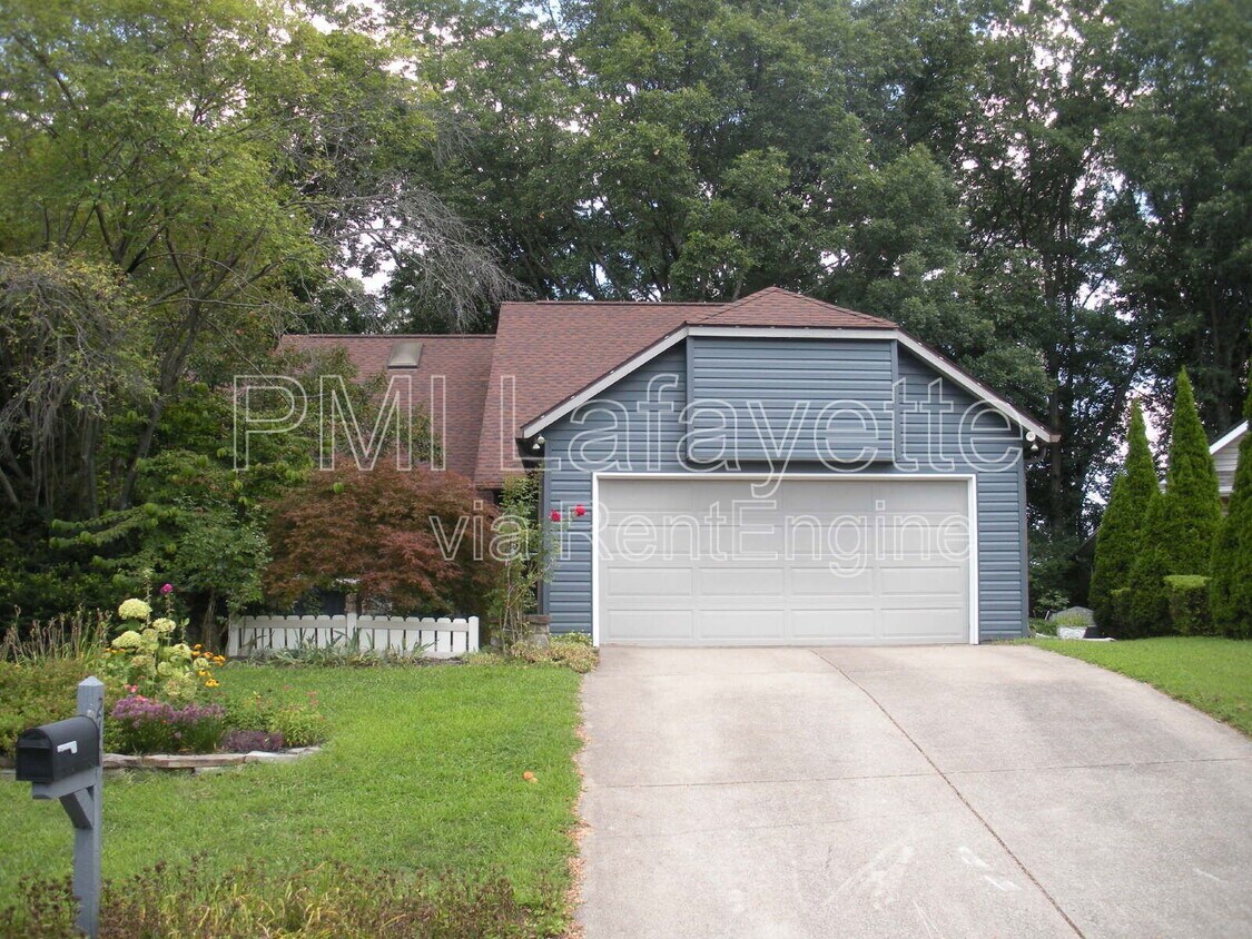 Primary Photo - 210 Windy Hill Dr