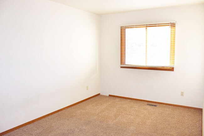 Dormitorio superior - 1025 Centennial Dr