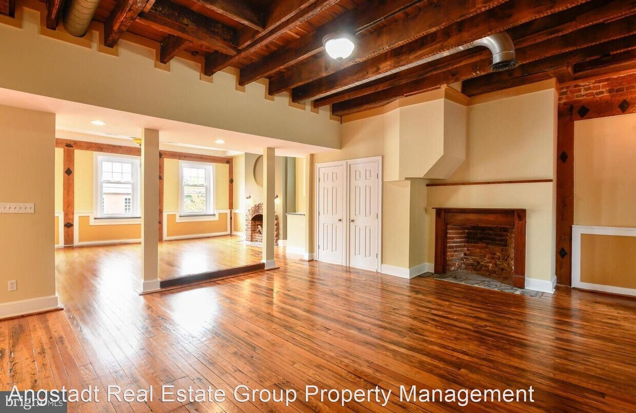 Primary Photo - 3 br, 2 bath House - 103 W Cambridge St Ap...