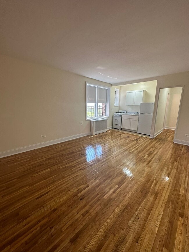 Building Photo - 2074 20th Ln