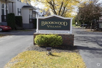 Building Photo - Brookwood Village Building Photo - Brookwood Village