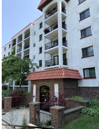 Foto del edificio - 475 Plum Creek Dr