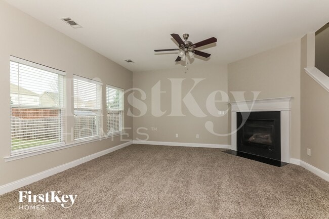 Building Photo - 12635 Cumberland Cove Dr