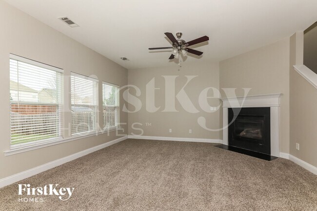 Foto del edificio - 12635 Cumberland Cove Dr
