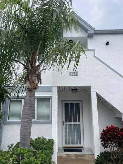 Foto del edificio - 524 Beach Park Ln
