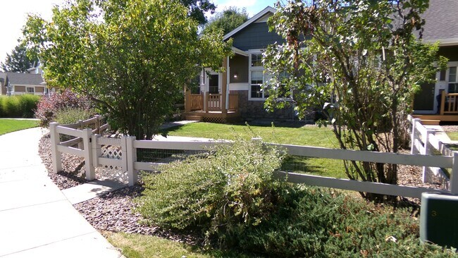 Foto del edificio - 217 Rock Bridge Ln