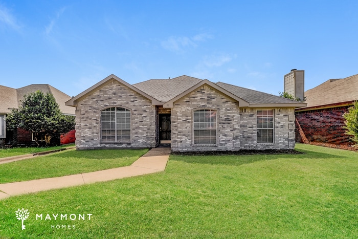 Primary Photo - 911 Walters Dr