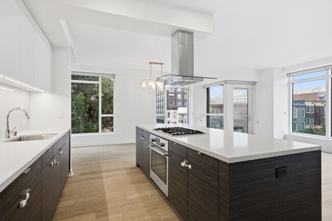 Foto del edificio - 1688 Pine St