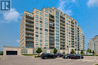 Building Photo - 260 Villagewalk Blvd