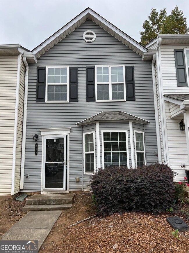 Foto del edificio - 805 Crestwell Cir