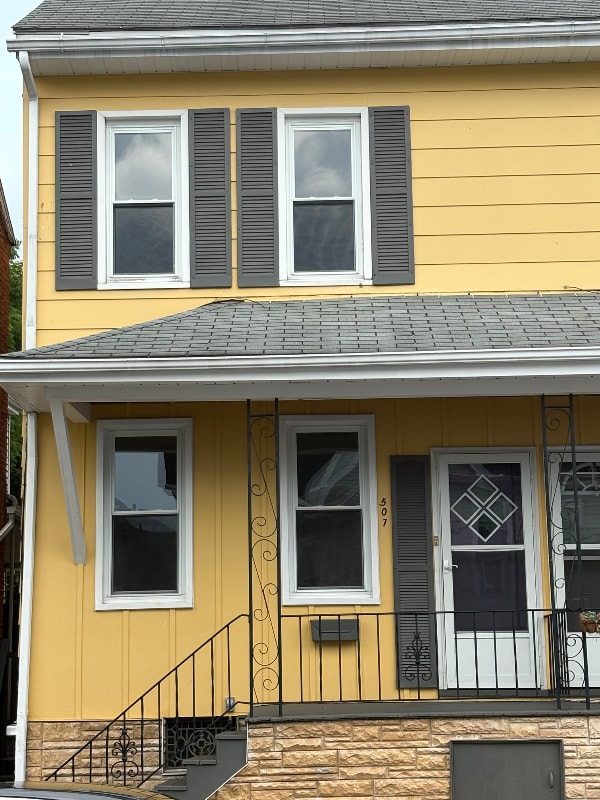 Building Photo - 507 Mulberry St