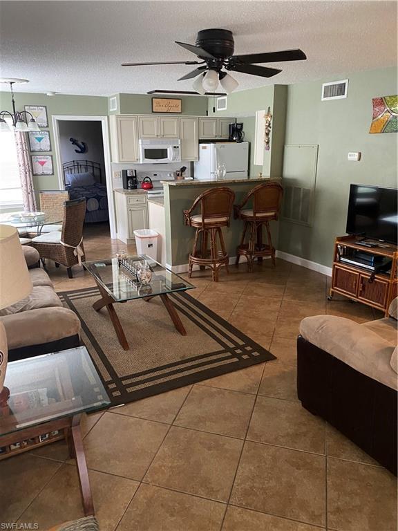 Foto del edificio - 12640 Equestrian Cir