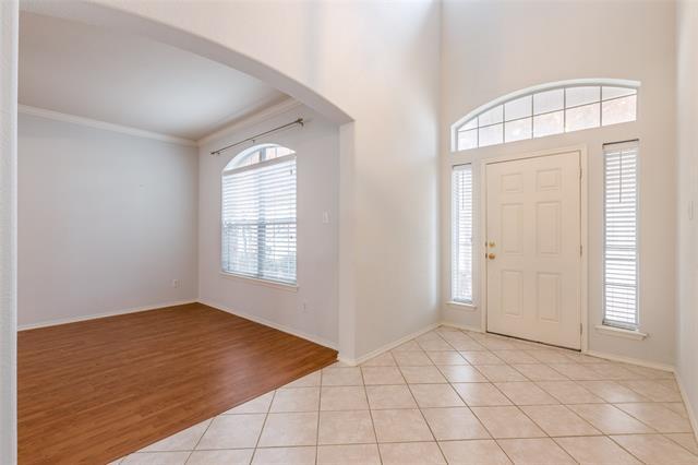 Building Photo - 8417 Robertson Dr