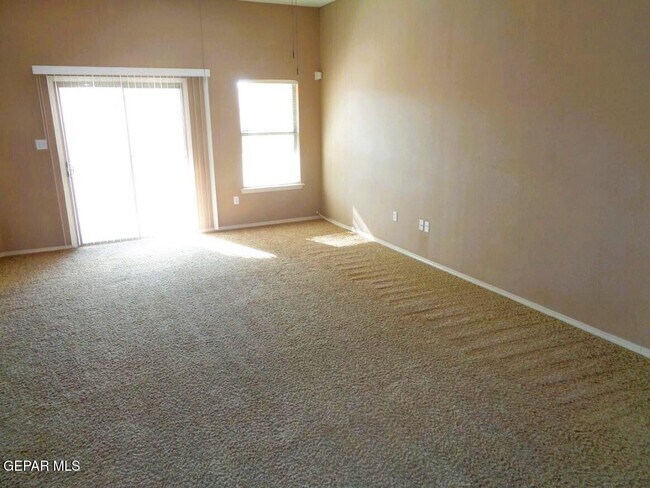 Foto del edificio - 14168 Smokey Point Dr
