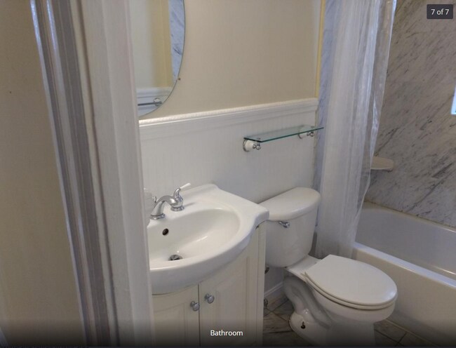 Bathroom - 1401 Columbia Rd NW