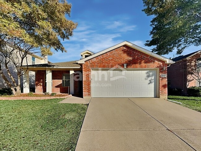 Building Photo - 904 Western Pass