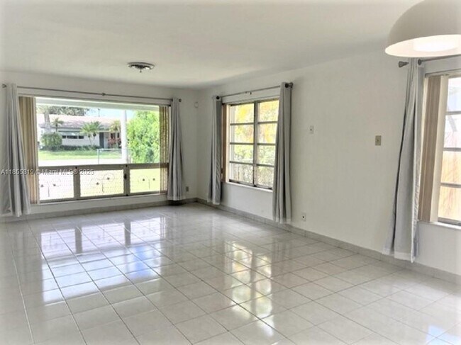 Foto del edificio - 1807 N 40th Ave