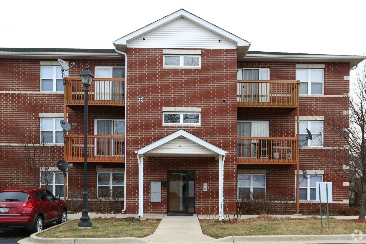 Building Photo - Fox Place Apartments