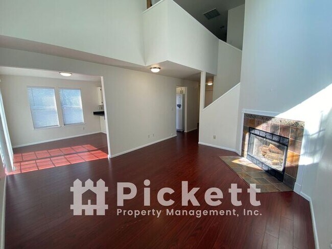 Building Photo - 3 Bedroom house in Bremerton